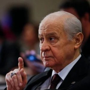 Siyasi Figür 2